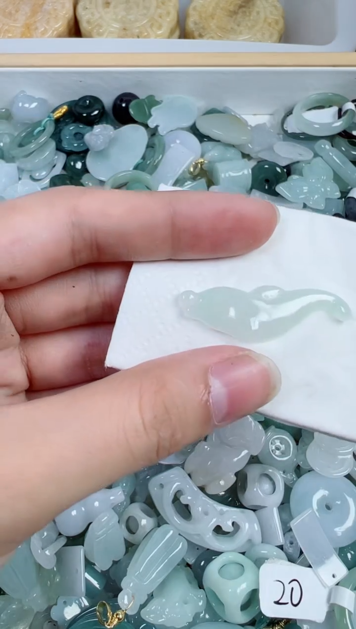 散珠翡翠677号链接，A货翡翠