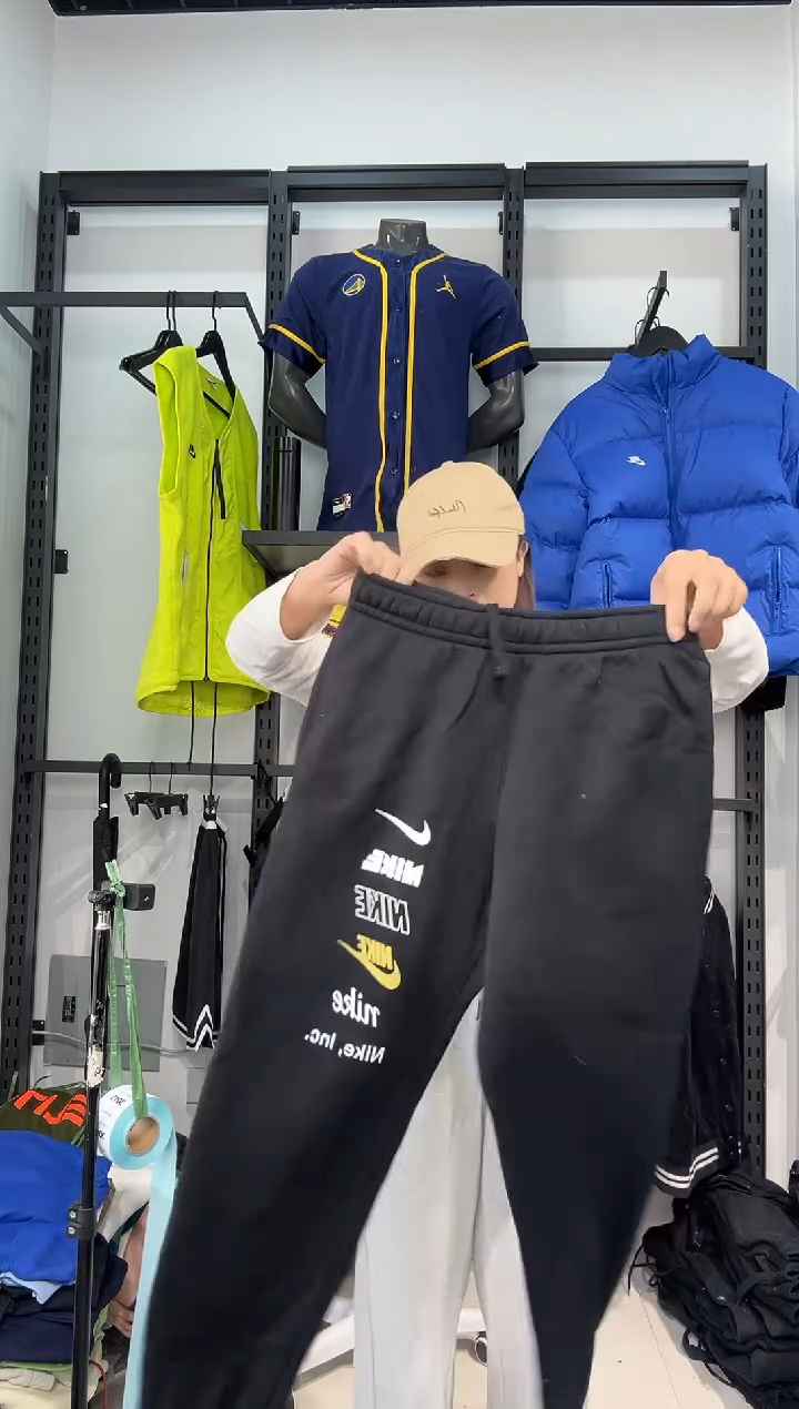 3011闪购编码 Nike/Jordan运动卫衣裤以直播间过款为准 尺码  s