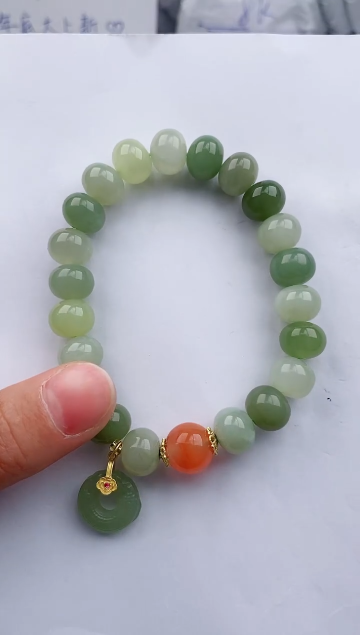 【闪购商品】和田玉手串未镶嵌555微色差T