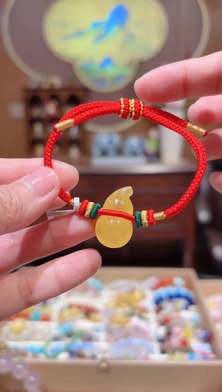 【闪购商品】蜜蜡手链未镶嵌设计款珠串