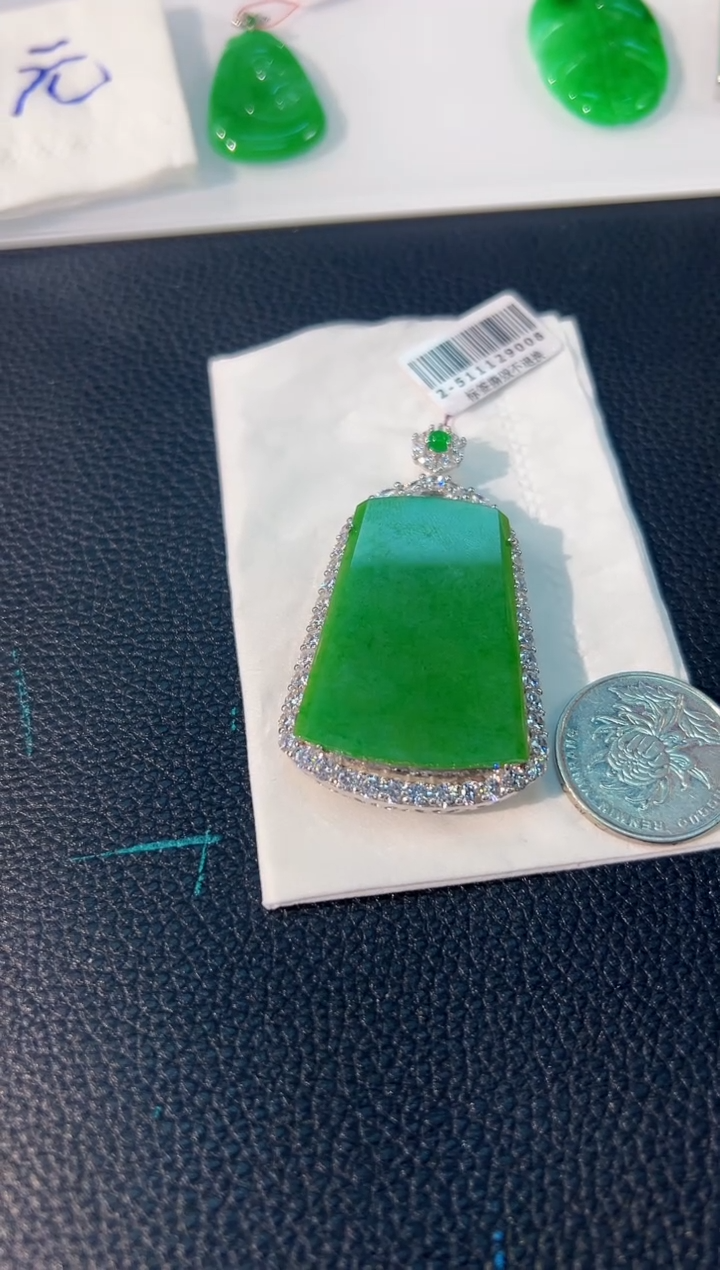 颈饰未镶嵌翡翠 缅料A货/支持复检/一件