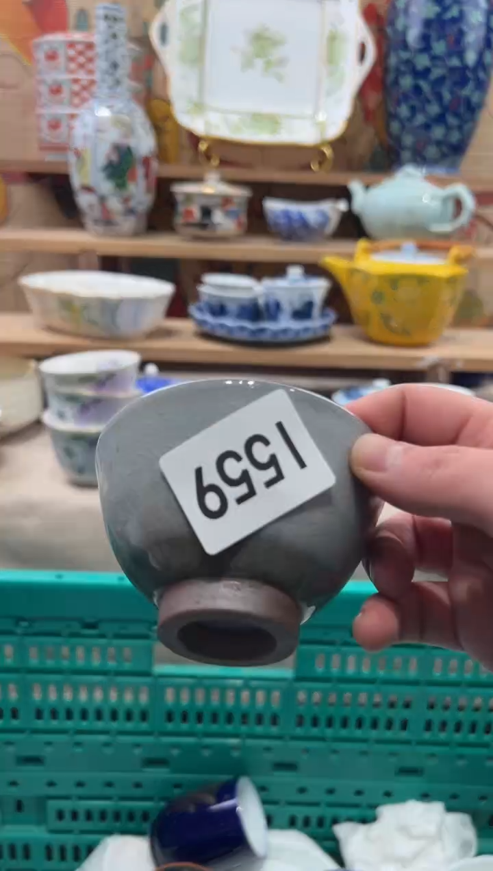 瓷片l****e瓷片------I559