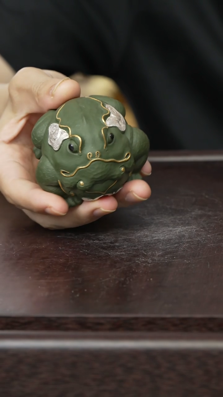紫砂茶宠紫砂金鱼富贵蛙