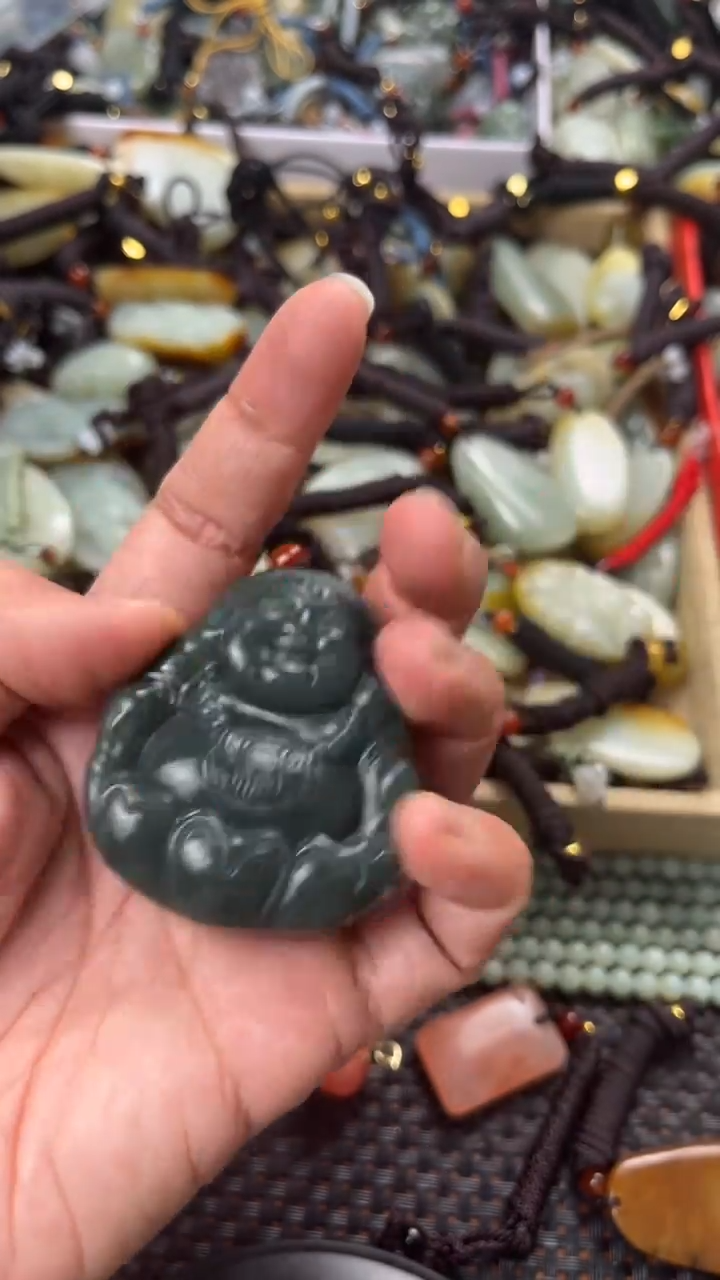 【闪购商品】和田玉颈饰未镶嵌多样性发货没有证书拍一发一有瑕