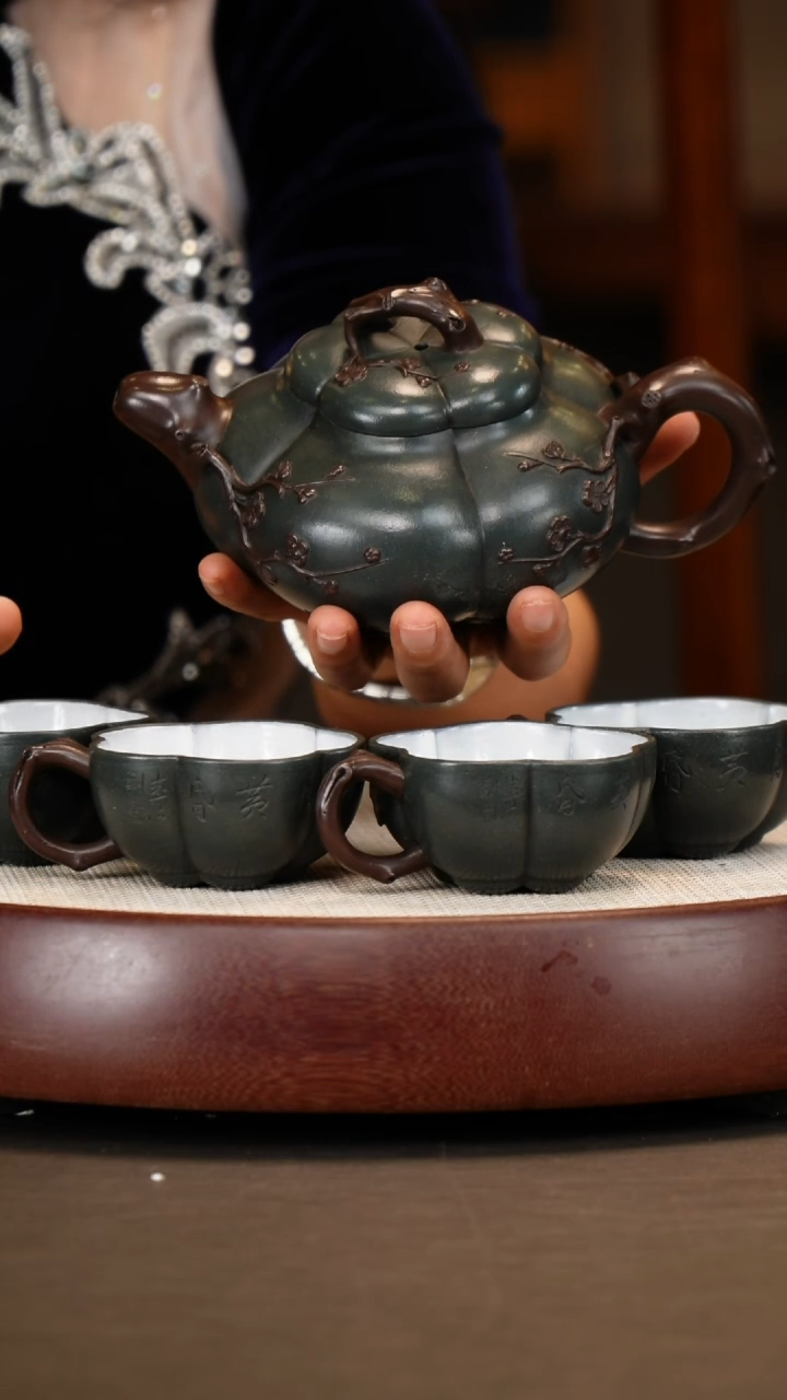 【闪购商品】紫砂茶壶【朱持平】雪花绿泥上合梅套组 410CC