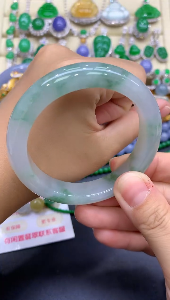 未镶嵌手镯翡翠365-中国好珍宝