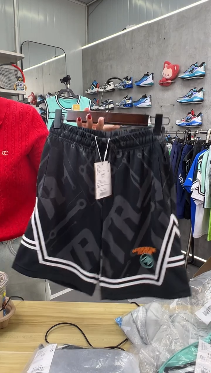 安踏儿童衣服尺码 ：150