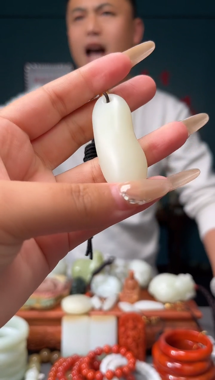 【闪购商品】和田玉颈饰未镶嵌吊坠