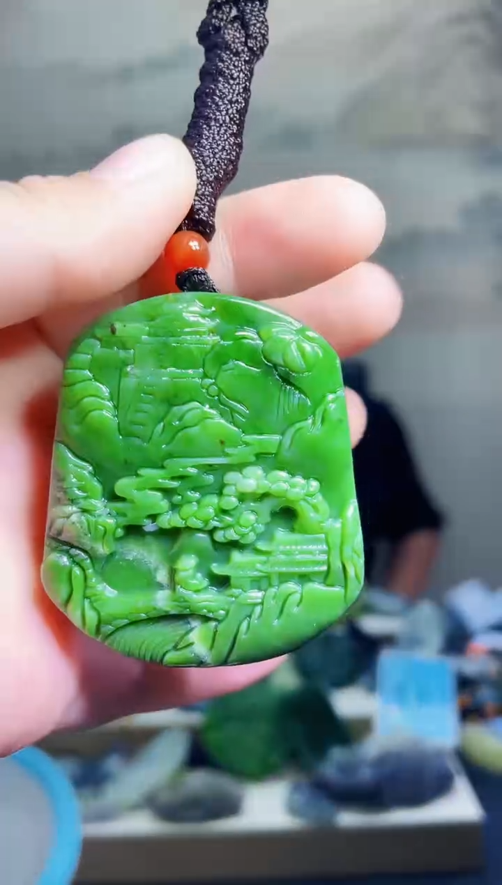 颈饰未镶嵌和田玉1