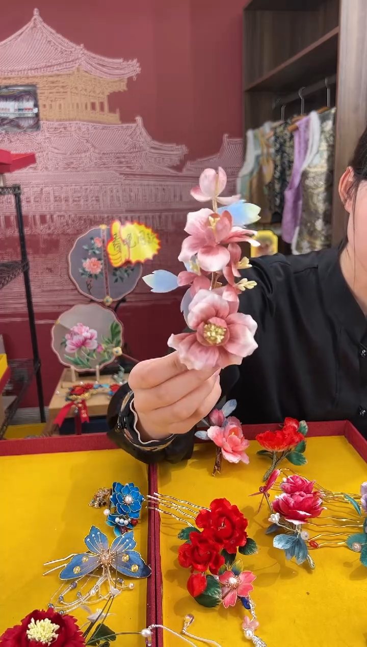 【闪购商品】刺绣非遗绒花（发饰） 
