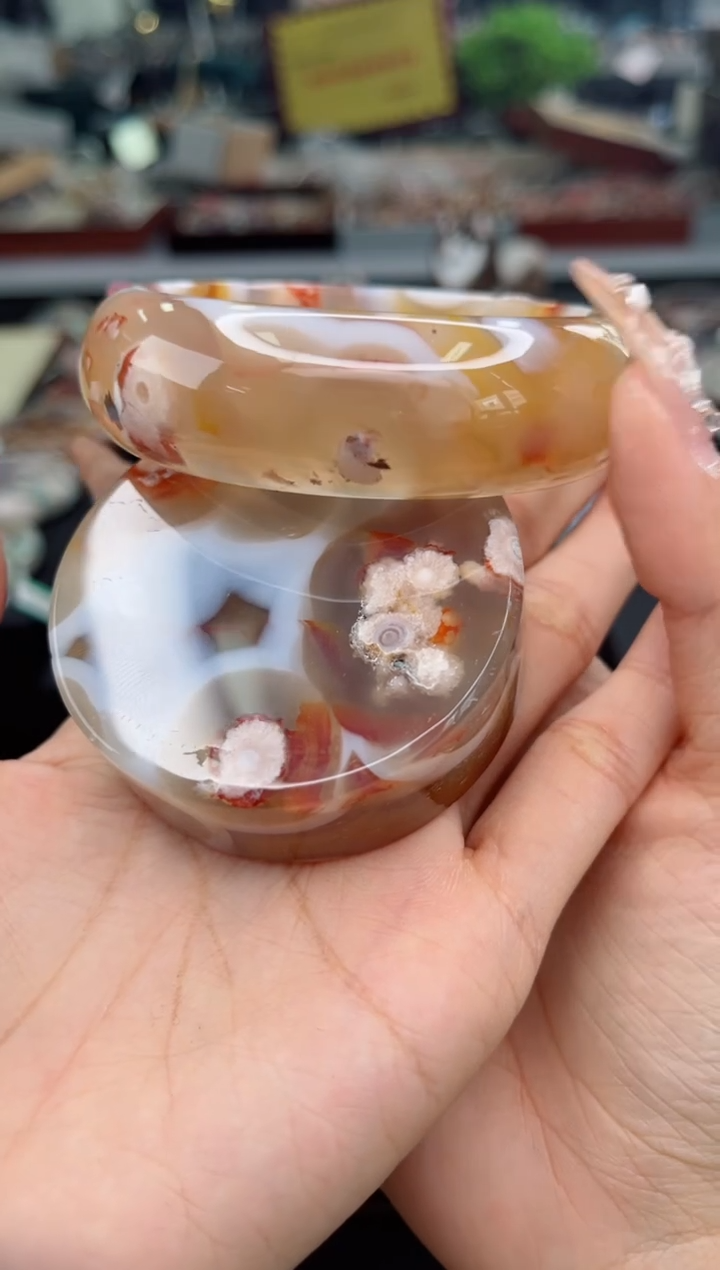 【闪购商品】石英质玉手镯未镶嵌61圈口（赠品镯心）S95350