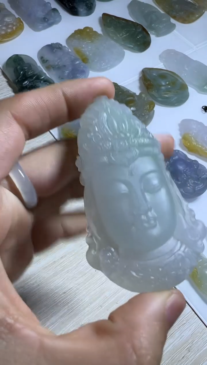 【闪购商品】定制翡翠未镶嵌观音首