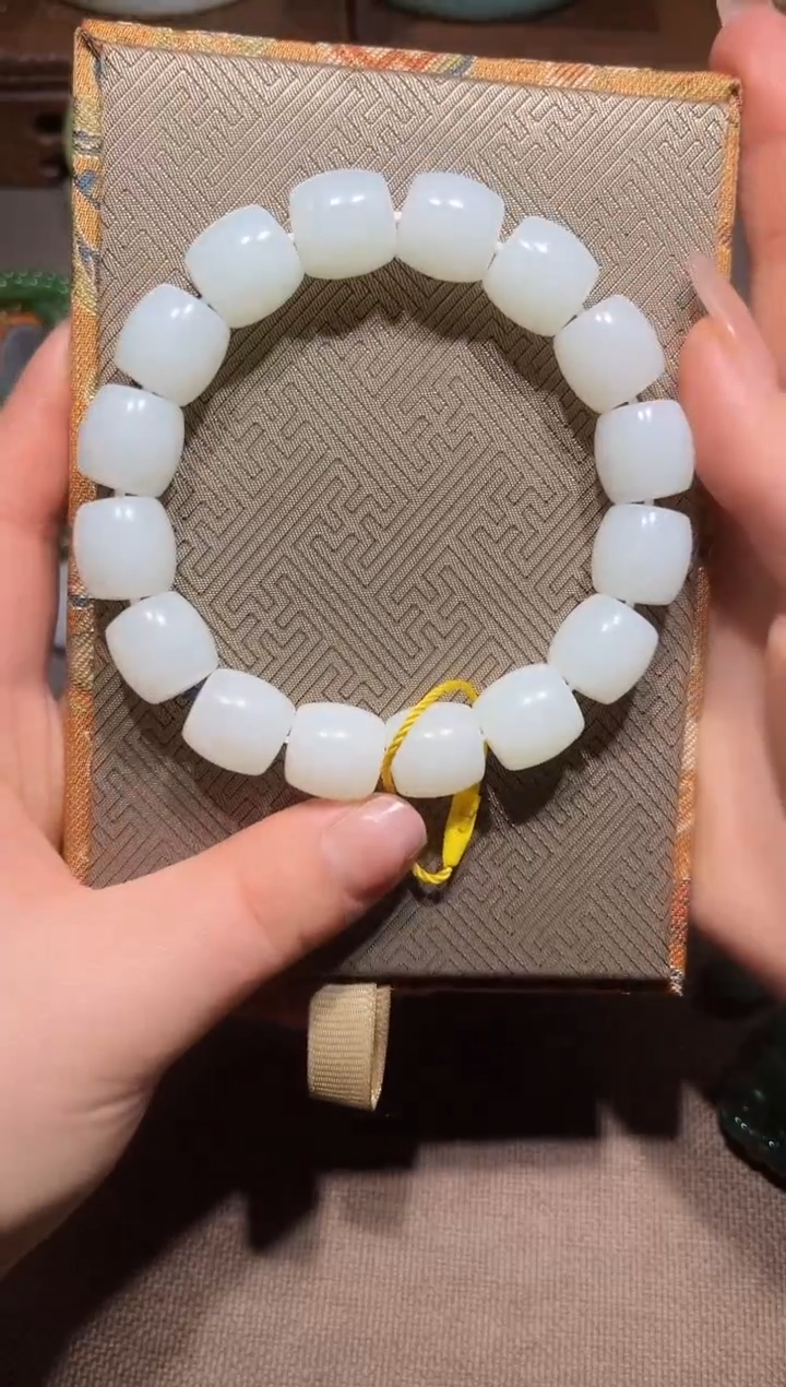 未镶嵌手串和田玉手串