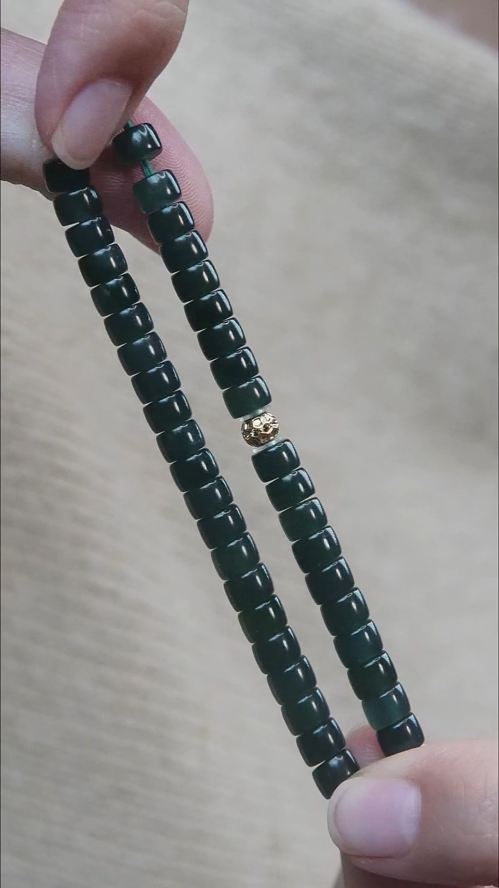 裸石蜜蜡未镶嵌黑 发 晶 手串