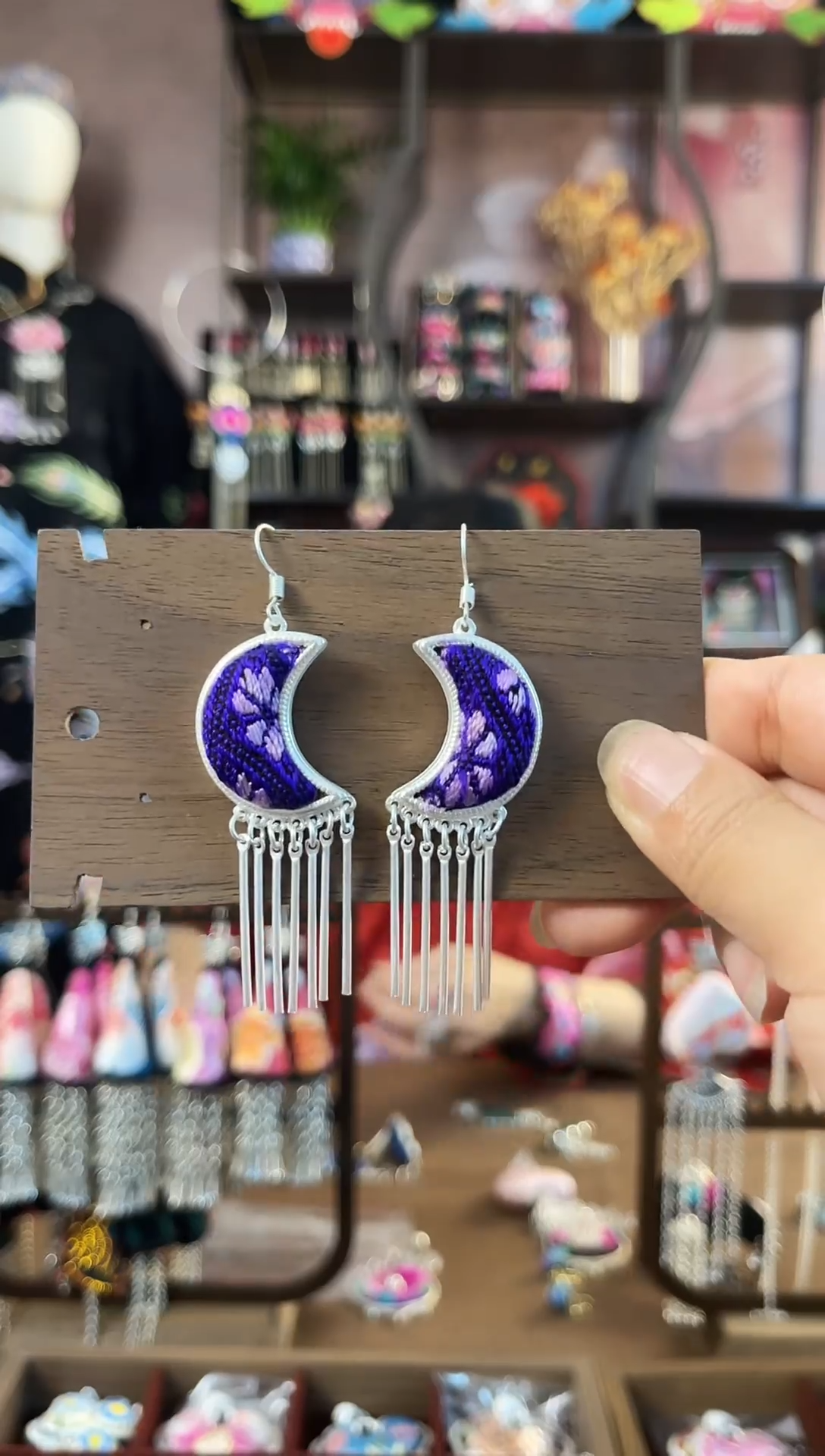 织绣民族风手工非遗老绣饰品188