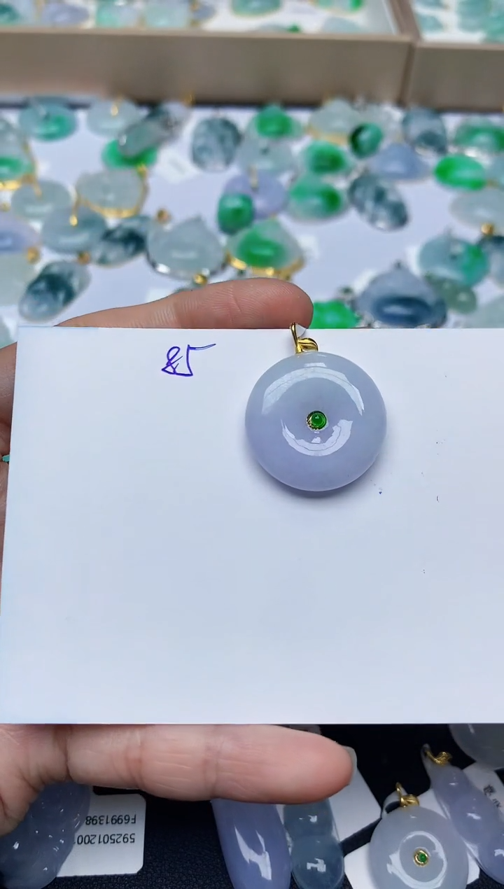 【闪购商品】翡翠颈饰18K金镶嵌天然翡翠A货