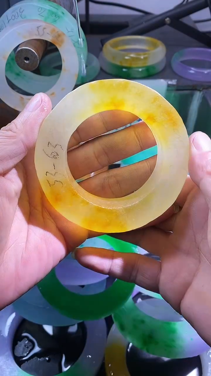 玉?****?非洲老料百搭手镯