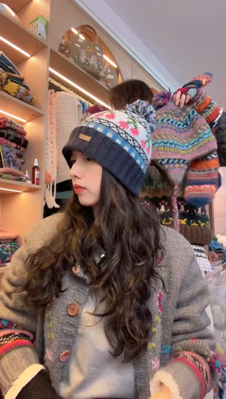 羊毛美利奴蓝色樱桃帽