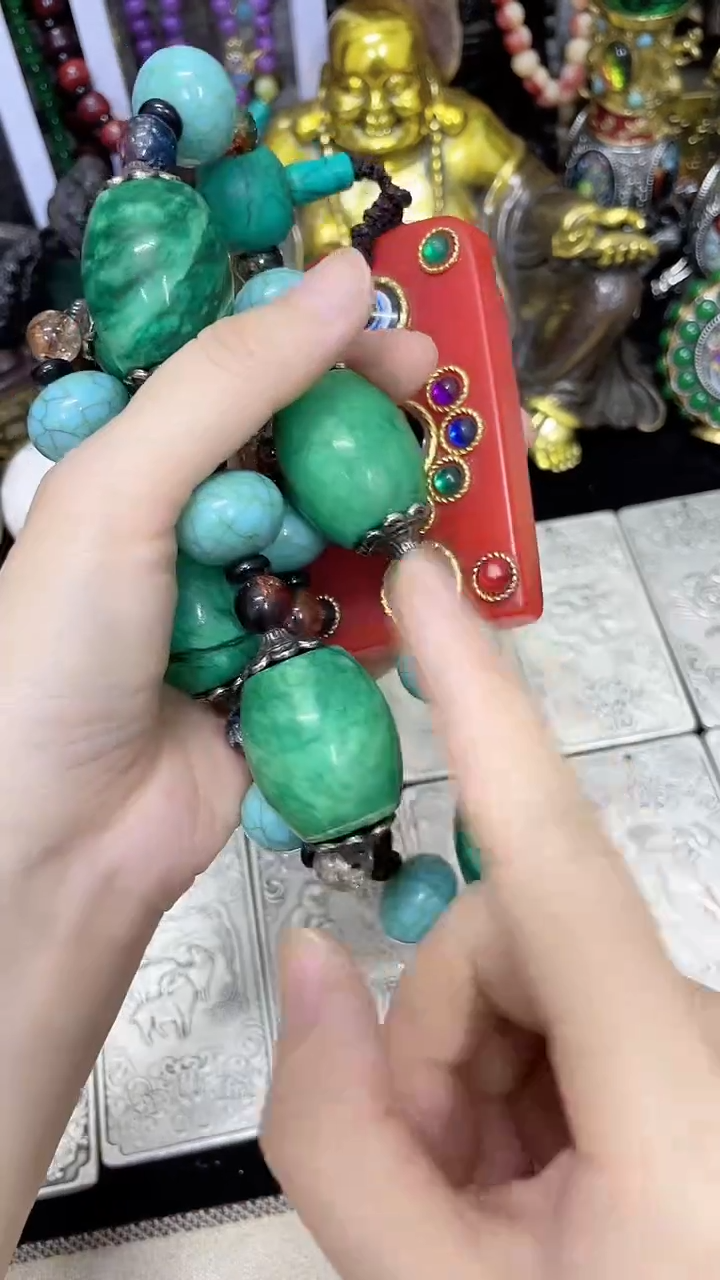 摆件主播推荐如图所示