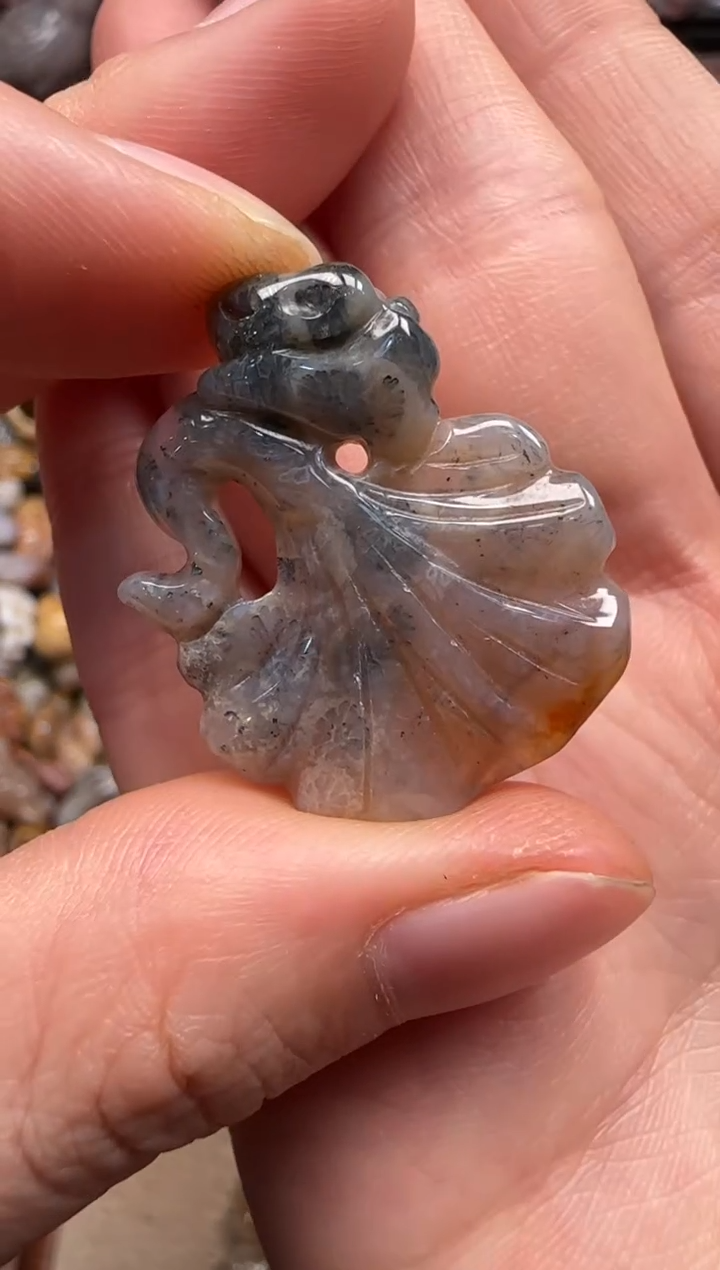 【闪购商品】硅化珊瑚（珊瑚玉）颈饰未镶嵌033