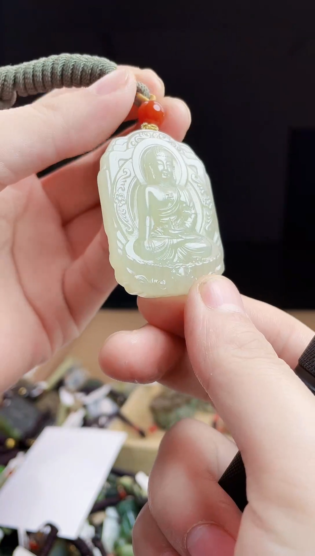 颈饰未镶嵌和田玉1