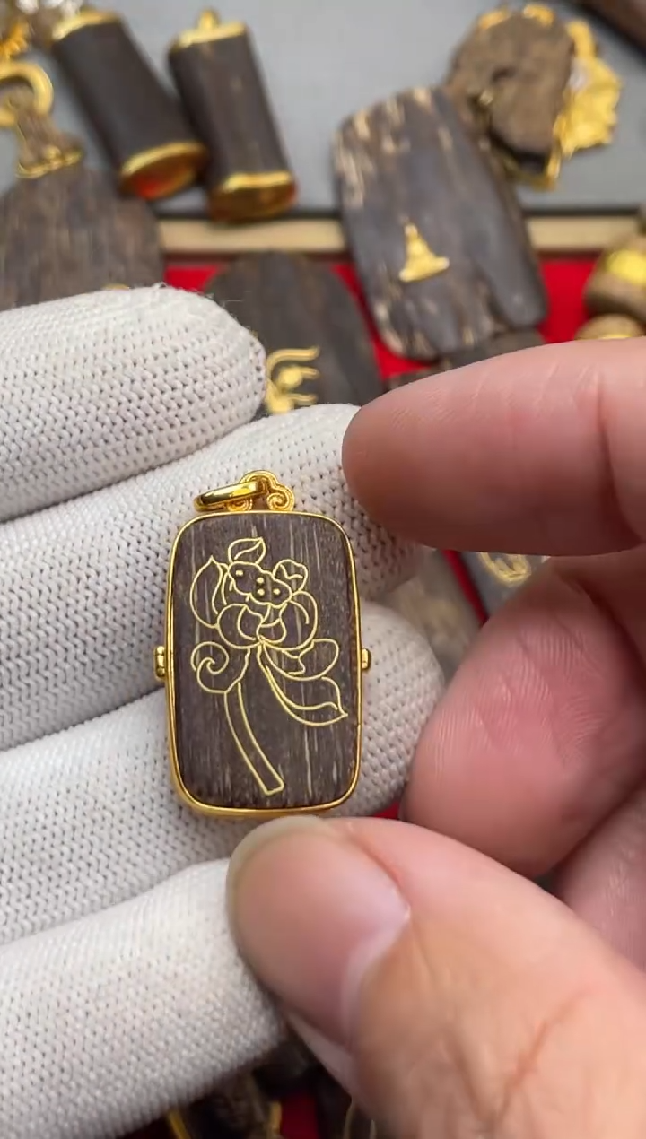 沉香吊坠沉香吊坠496