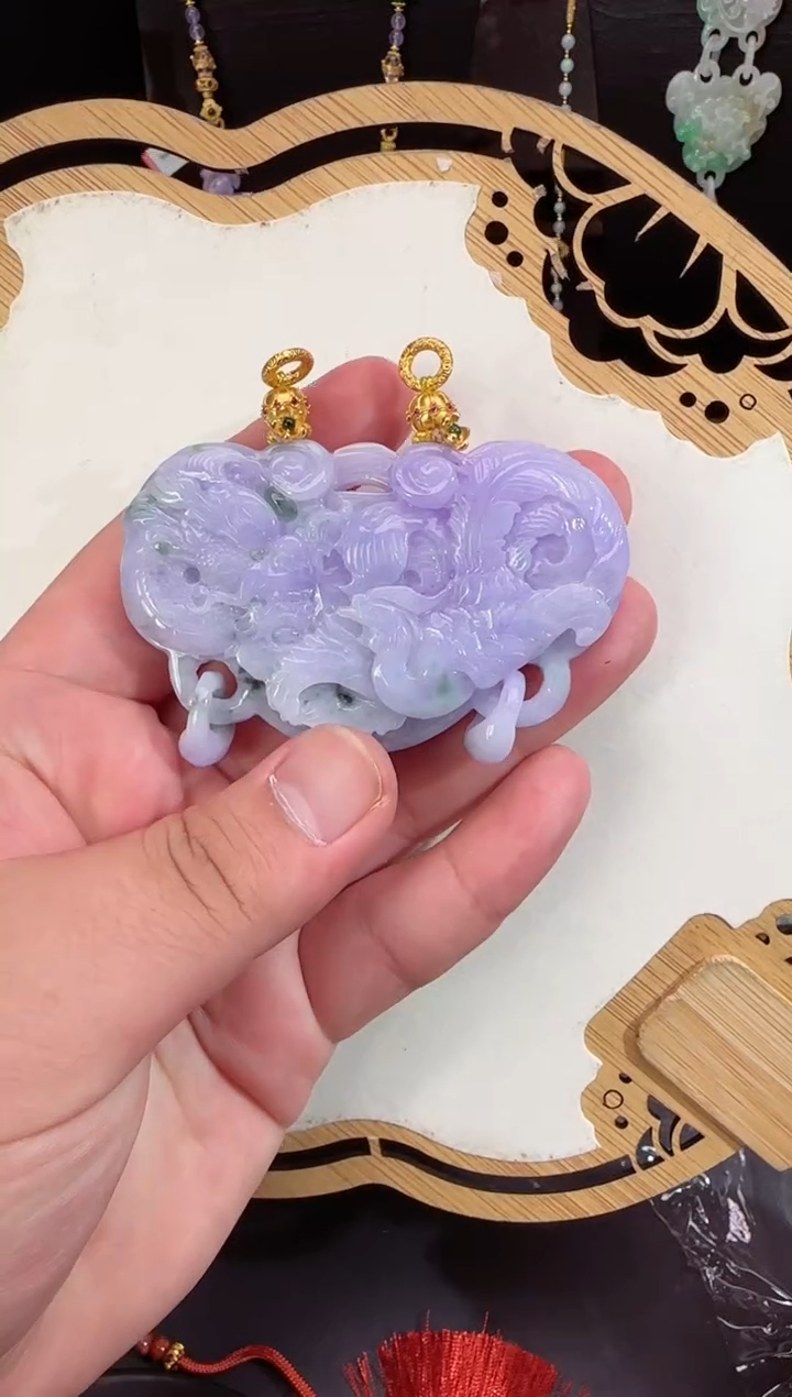 【闪购商品】翡翠颈饰未镶嵌拍照