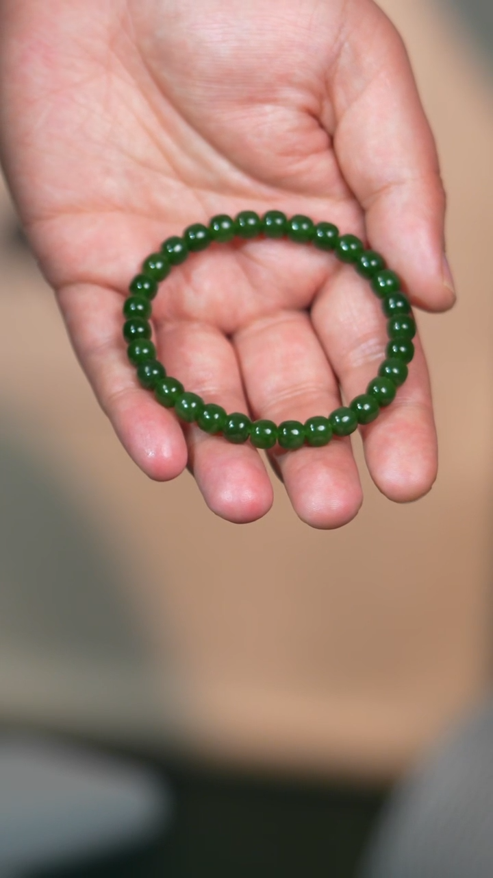 未镶嵌手链和田玉（碧玉）7mm碧玉无黑点微色