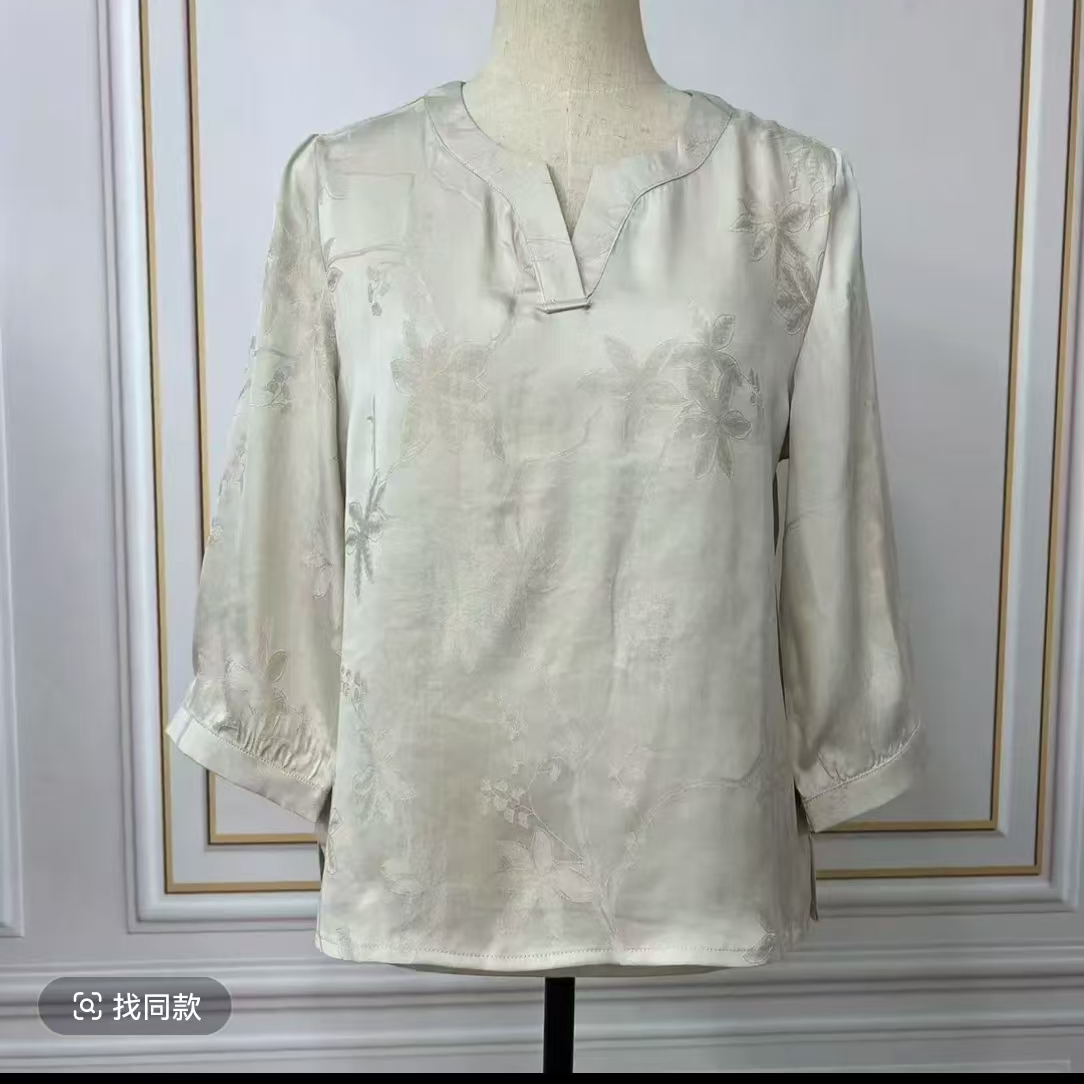 613【山茶花 大王段】秋季新款挂霜大王段小衫高端时尚气质百搭上衣