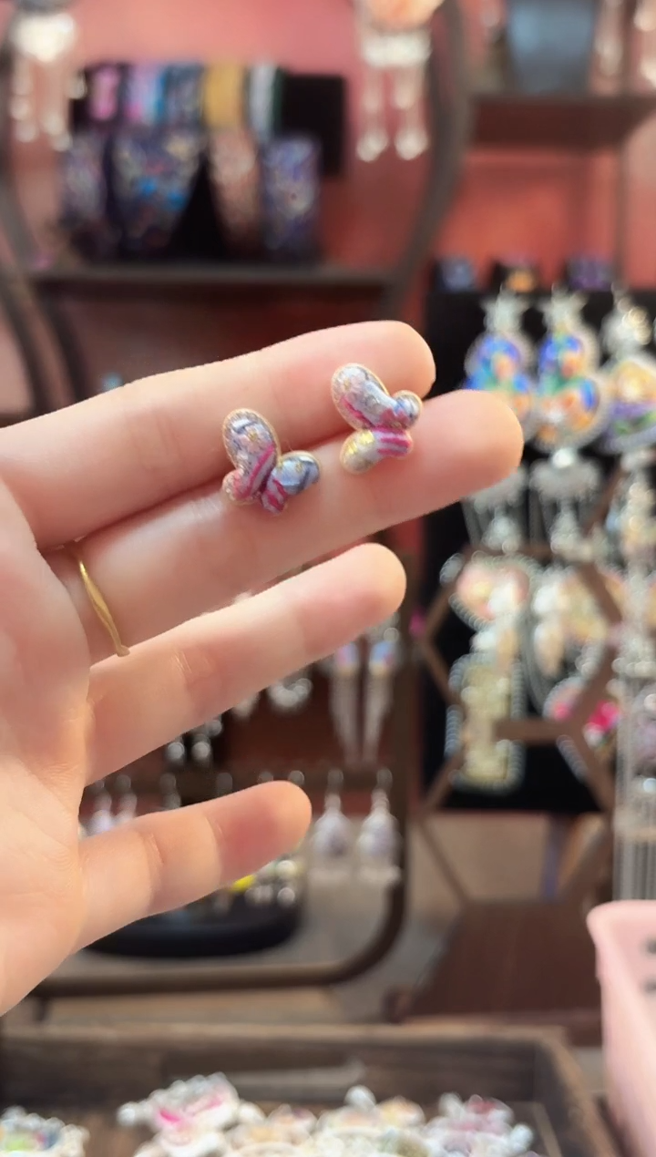 织绣云织谣老绣饰品  231