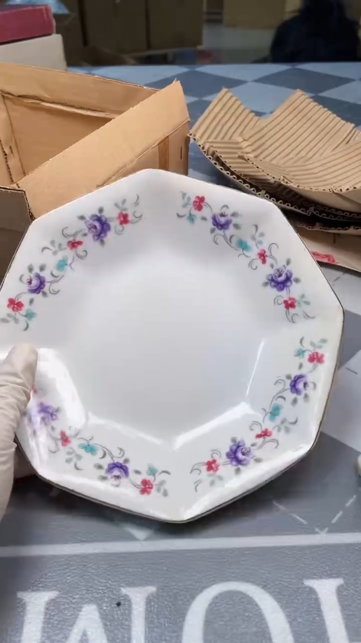 瓷片陶瓷如图所示周边