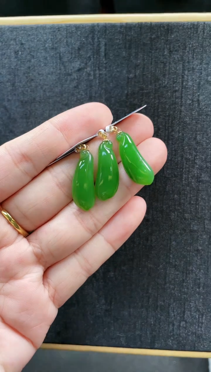 【闪购商品】和田玉吊坠18K金镶嵌多样性发一