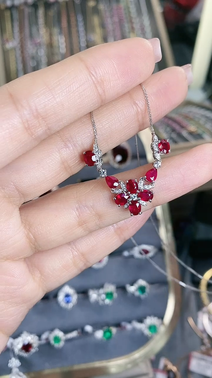 【闪购商品】红宝石项链18K金镶嵌18K金镶嵌红宝石项链