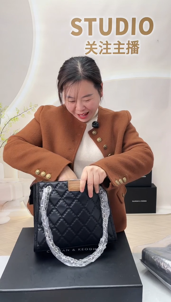 牛皮kiss Kitty撤柜女鞋