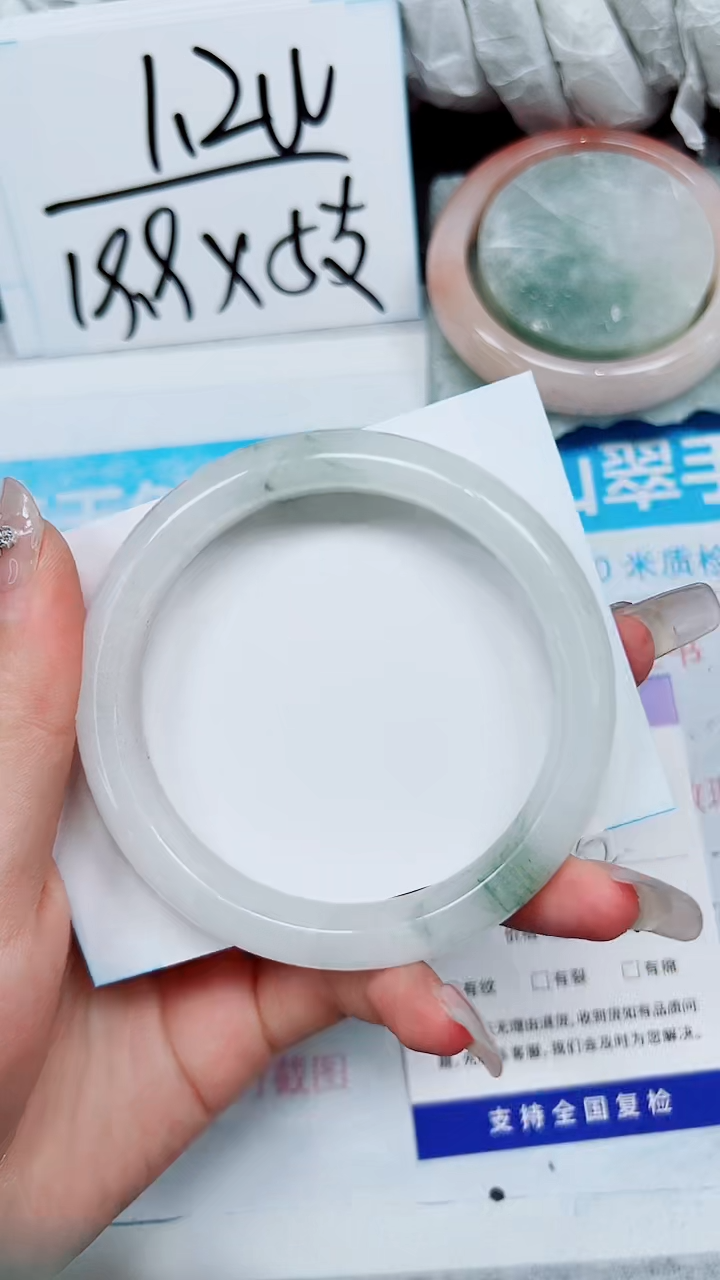 【闪购商品】石英质玉手镯未镶嵌A159-61`62