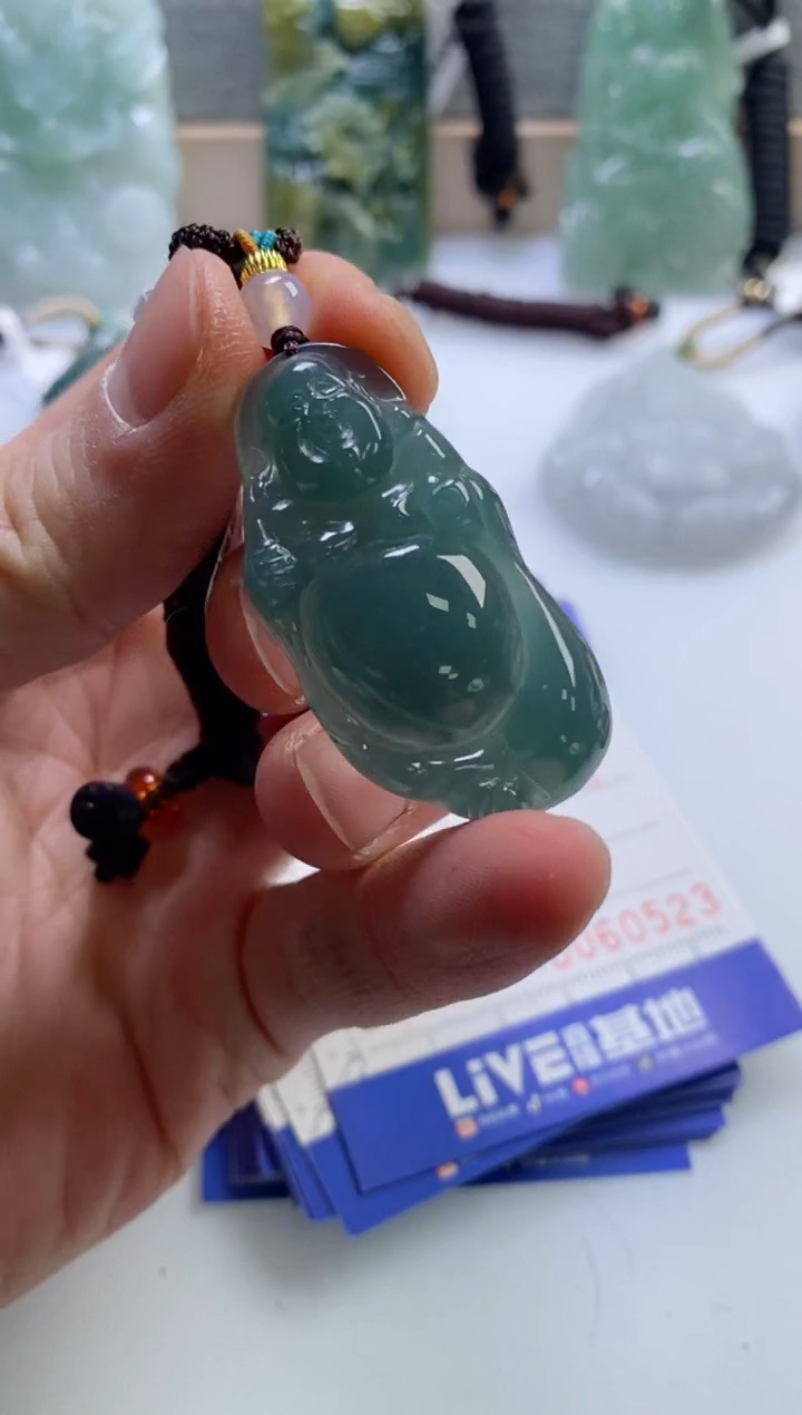 【闪购商品】翡翠挂件未镶嵌