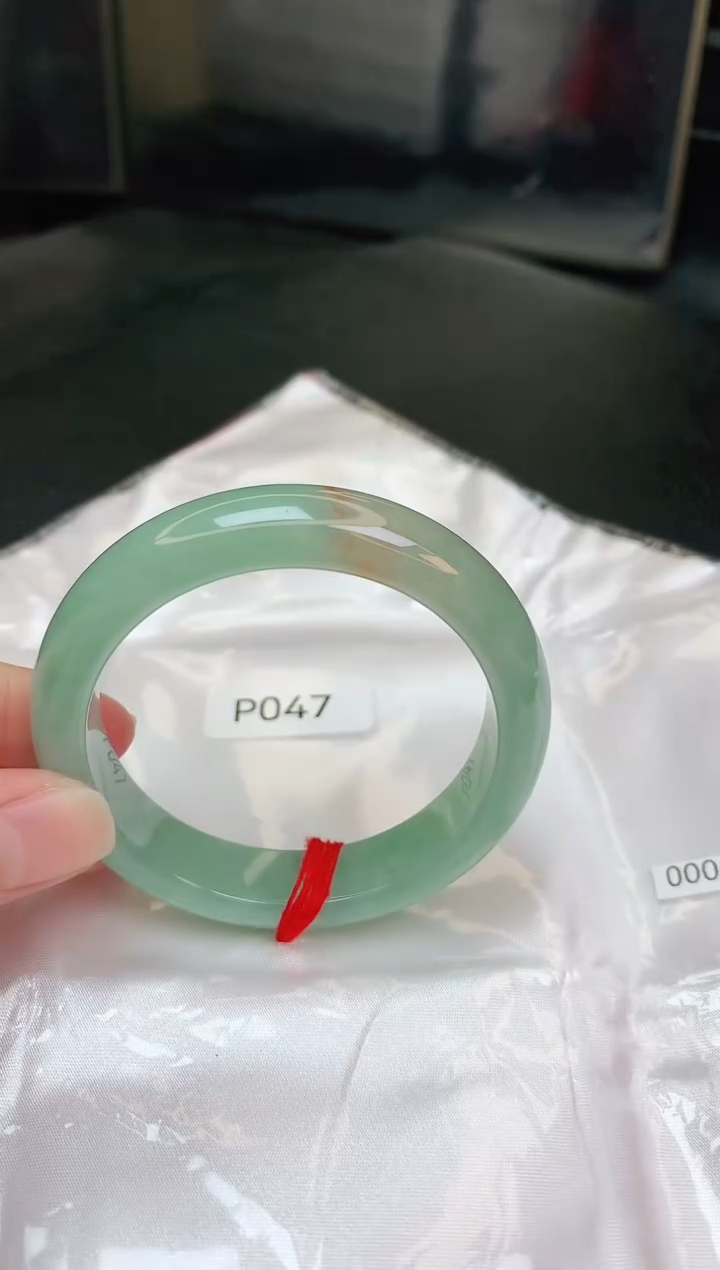 【闪购商品】翡翠手镯未镶嵌缅甸天然A货手镯