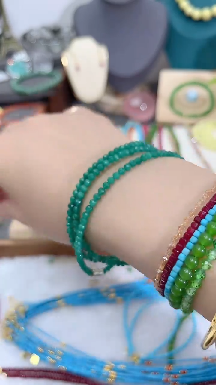 【闪购商品】祖母绿手链银S925镶嵌吸扣99