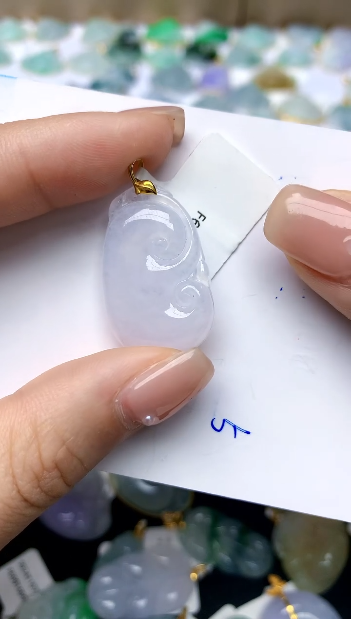 【闪购商品】翡翠颈饰18K金镶嵌天然A货翡翠