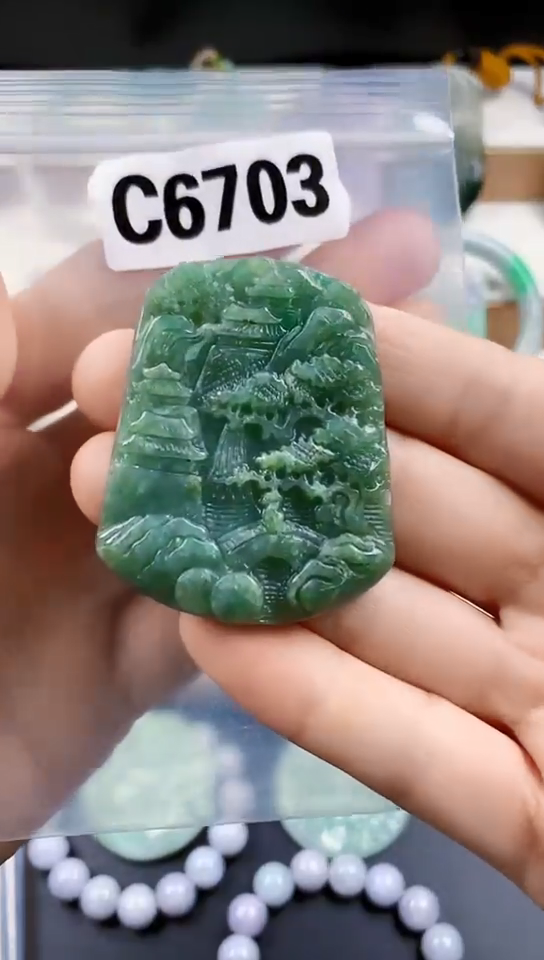颈饰未镶嵌翡翠天然翡翠吊坠挂件