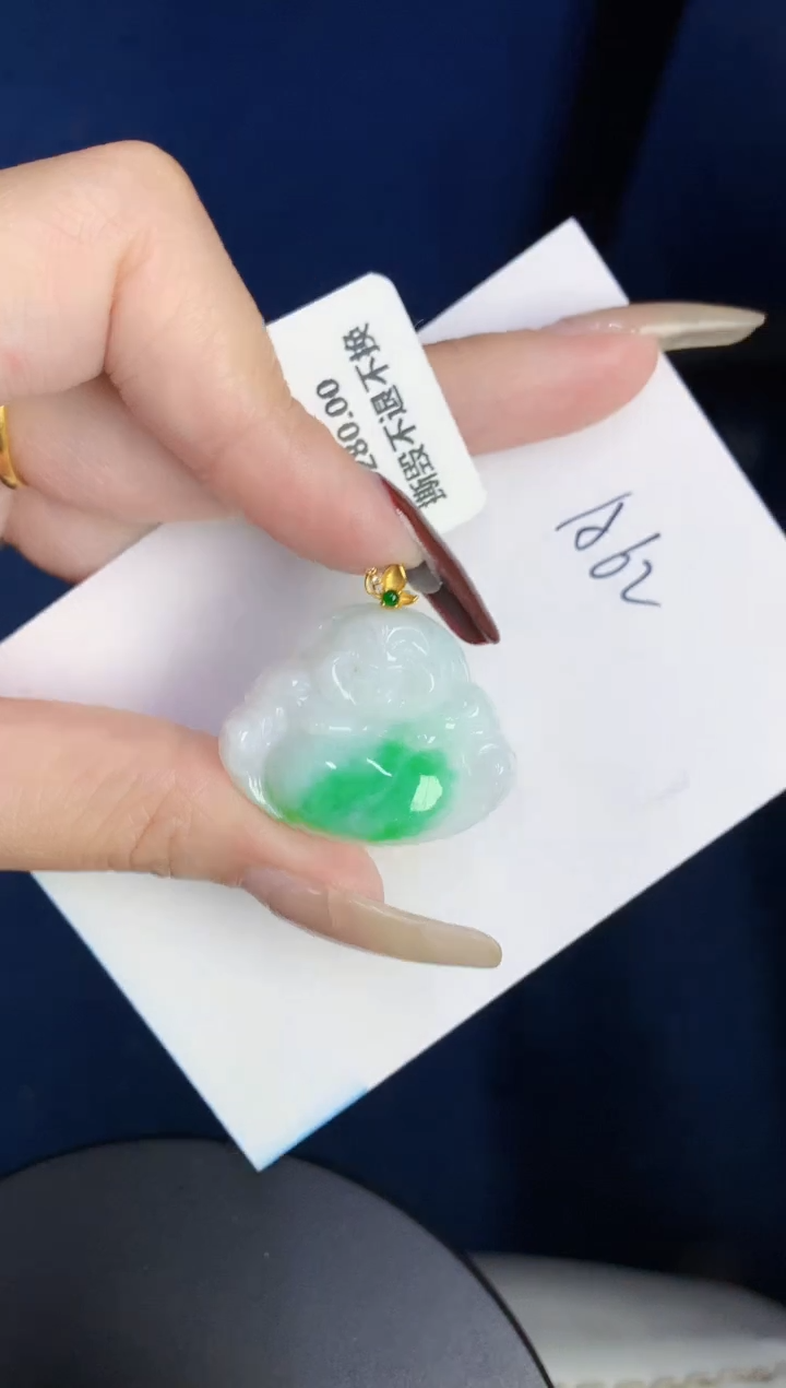 【闪购商品】翡翠颈饰18K金镶嵌0000000000
