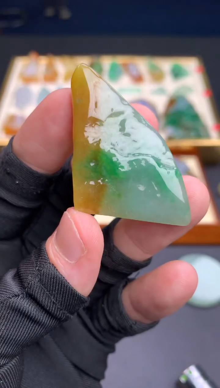 【闪购商品】定制翡翠未镶嵌             