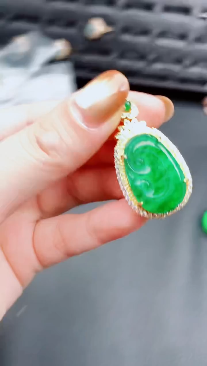 【闪购商品】翡翠颈饰银S925镶嵌天然a货翡翠421