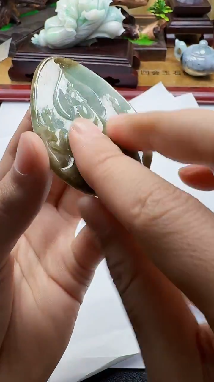 吊坠(不含链)未镶嵌翡翠1