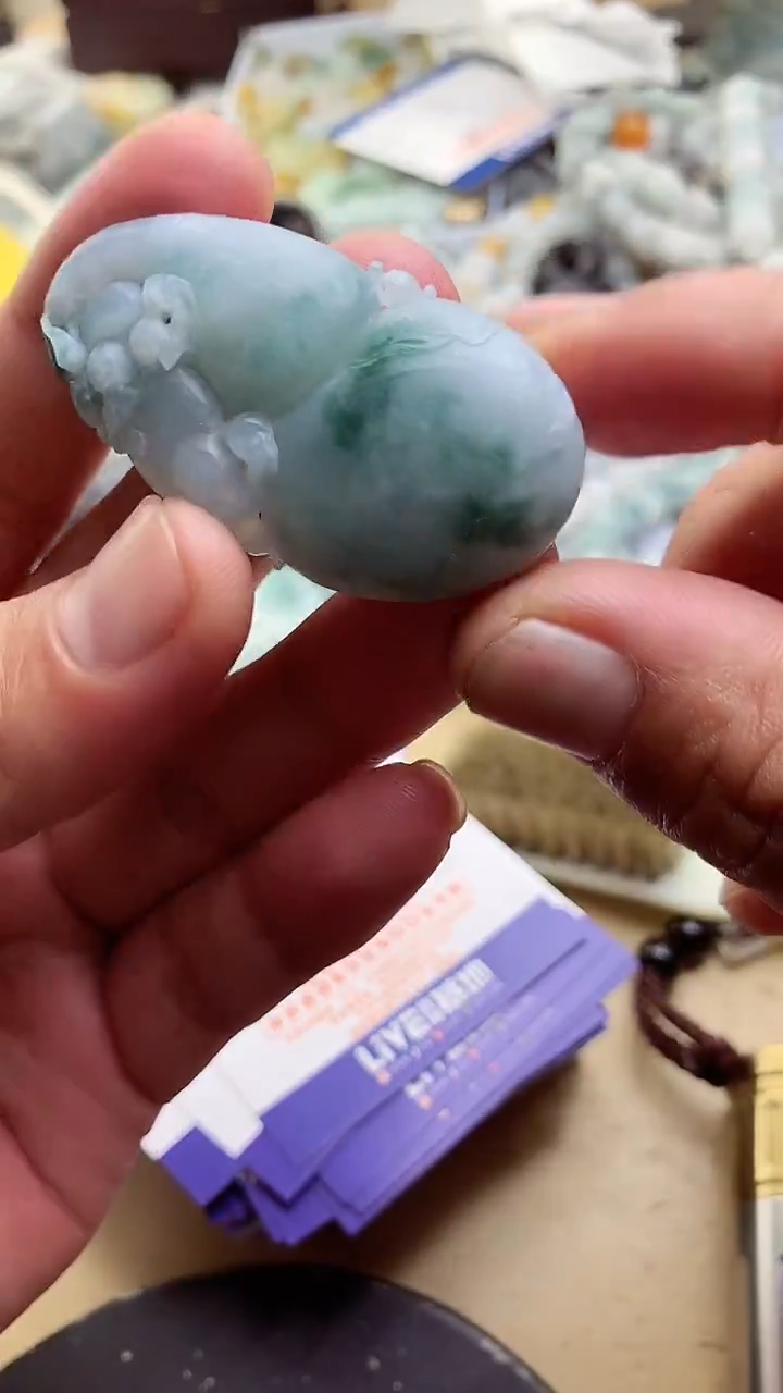定制翡翠未镶嵌翡翠1