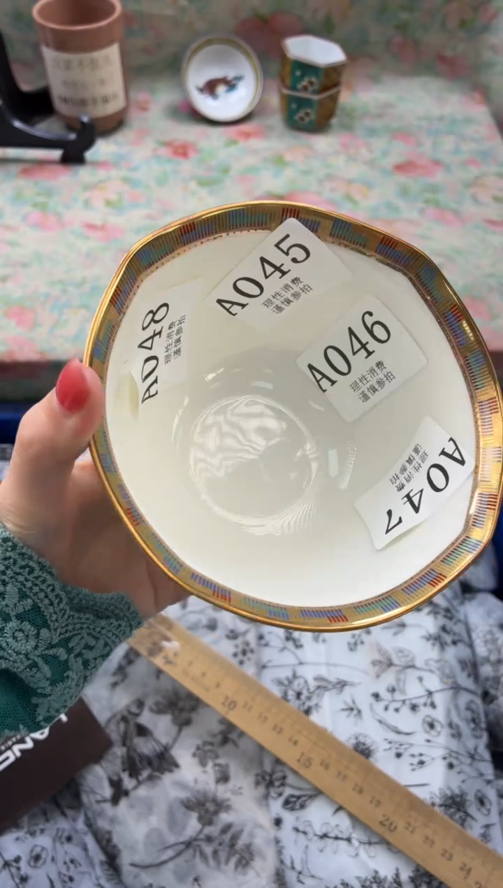 瓷片美*       A048