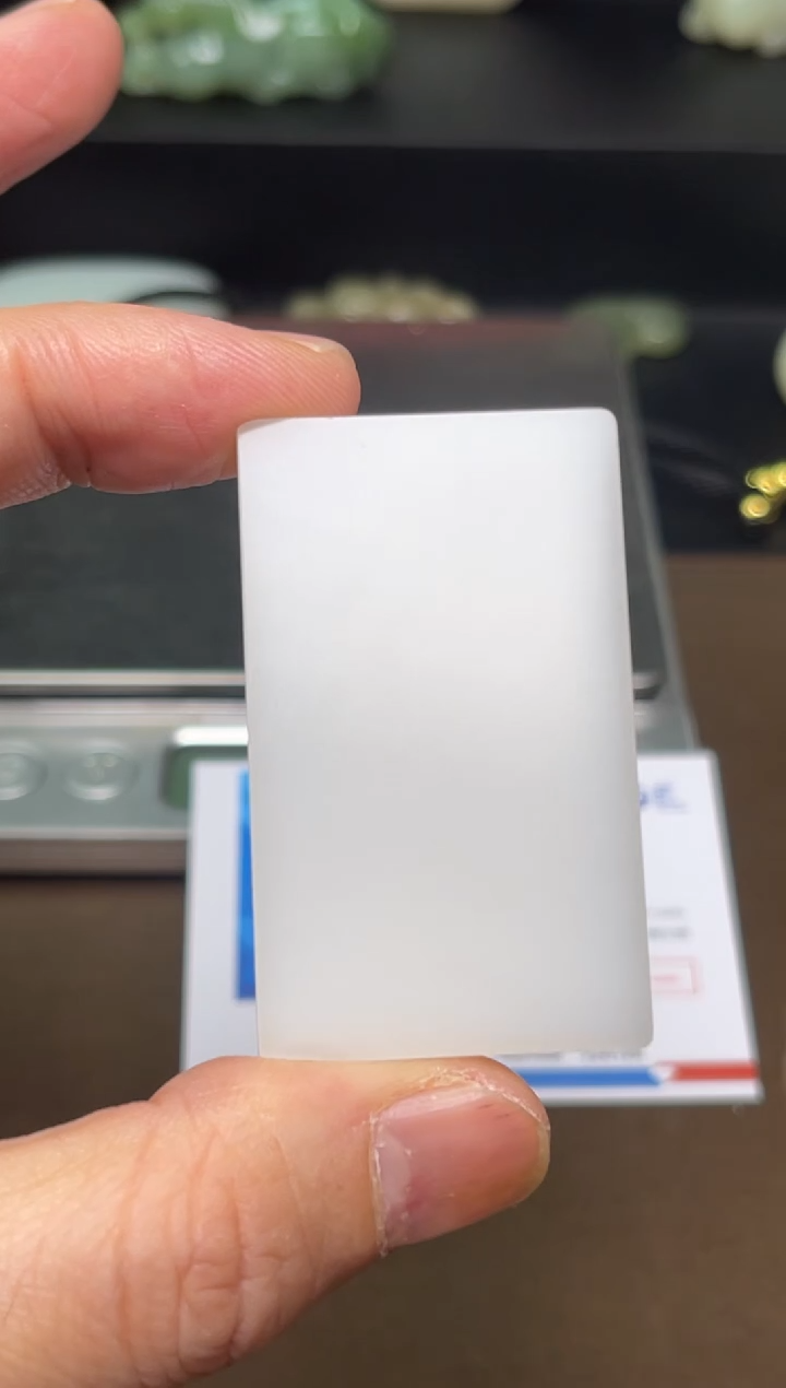 颈饰未镶嵌和田玉44 带NGTC证书如退货需一起退回