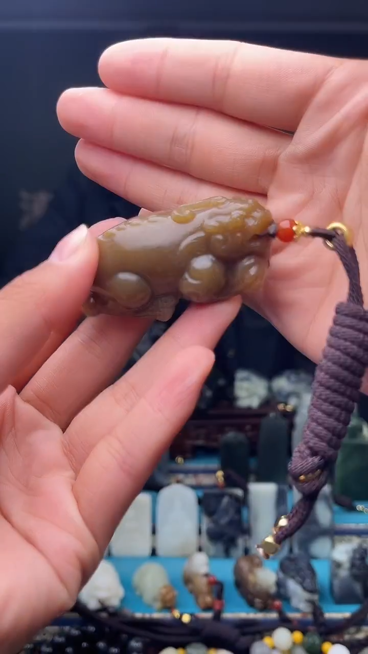 未镶嵌和田玉挂件1