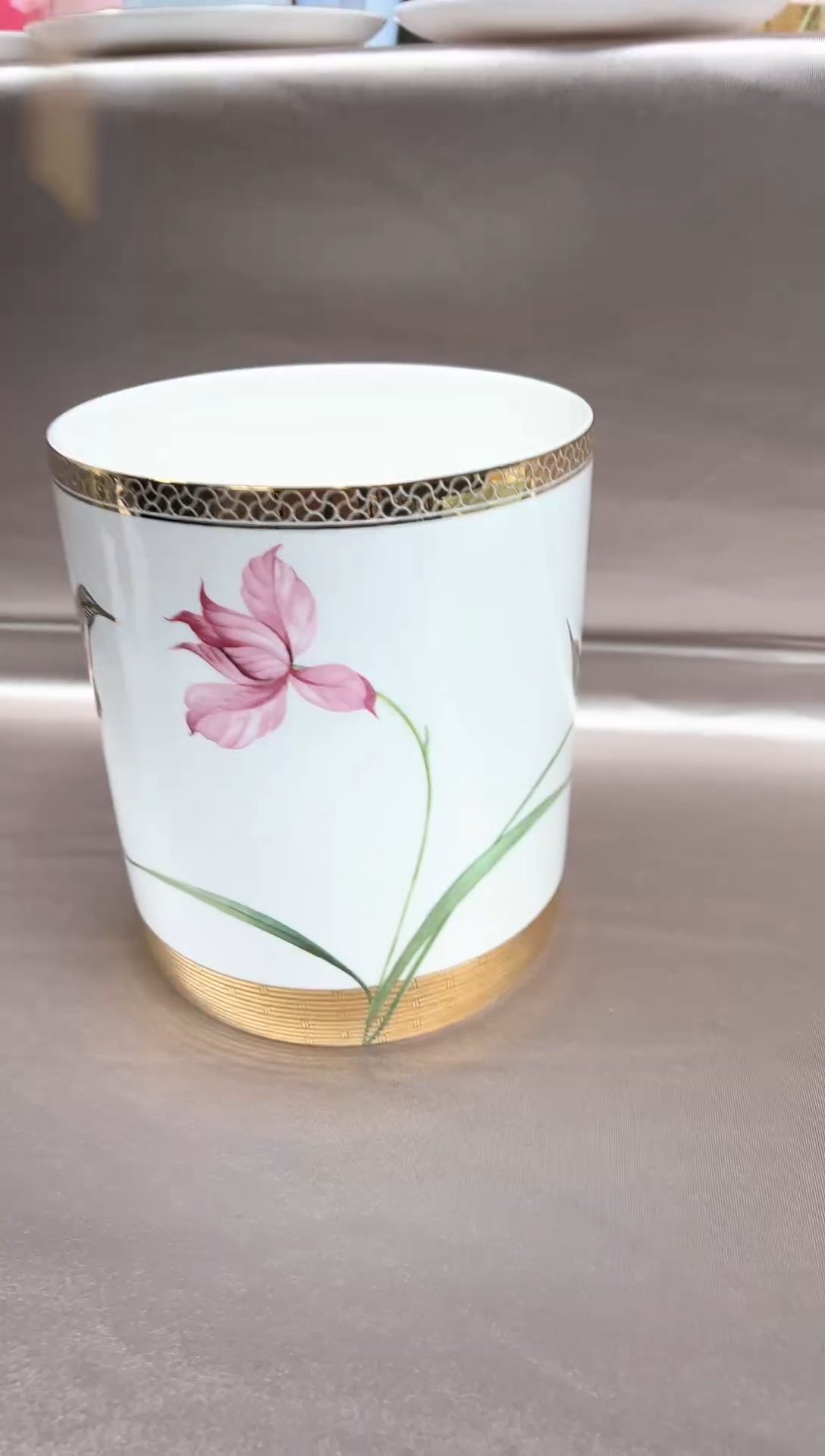 【闪购商品】瓷片新号开播不计成本欢迎点菜！