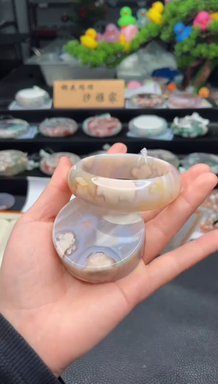 石英质玉未镶嵌手镯58圈口（赠品镯心）3794877